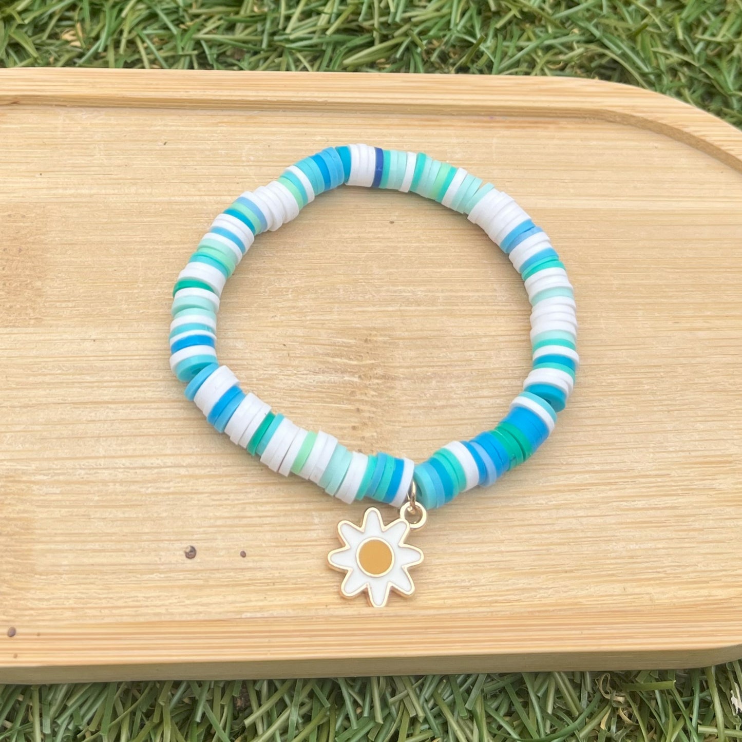 Sea Splash Daisy - Clay Bead Bracelets with Daisy Charm - Stretchy